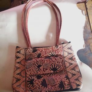 Santiniketan Leather Ladies Hand Bag Medium